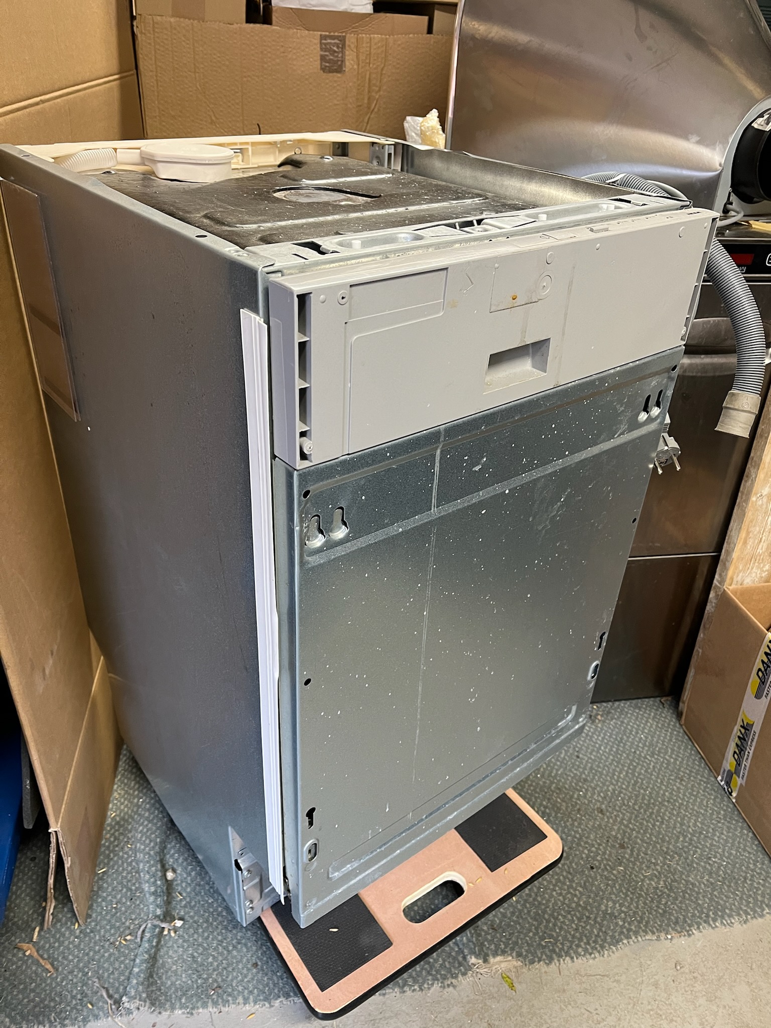 Whirlpool hel integrert 45 cm oppvasker